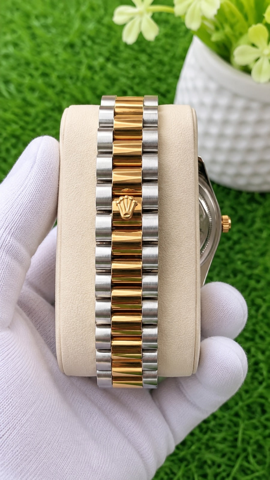 Rolex Luxury Stone Watch With Date